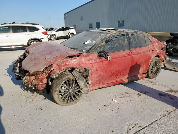 4T1KZ1AKXMU057367 2021 TOYOTA CAMRY - Image 1