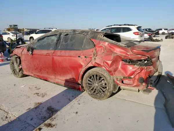 4T1KZ1AKXMU057367 2021 TOYOTA CAMRY - Image 2