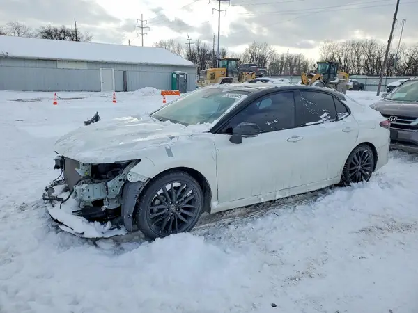 4T1KZ1AKXPU077283 2023 TOYOTA CAMRY - Image 1
