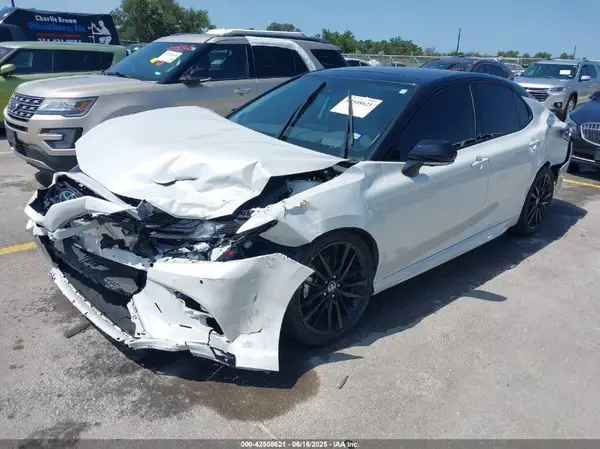 4T1KZ1AKXPU085075 2023 TOYOTA CAMRY - Image 2