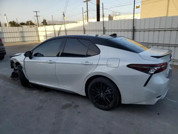 4T1KZ1AKXRU092837 2024 TOYOTA CAMRY - Image 2