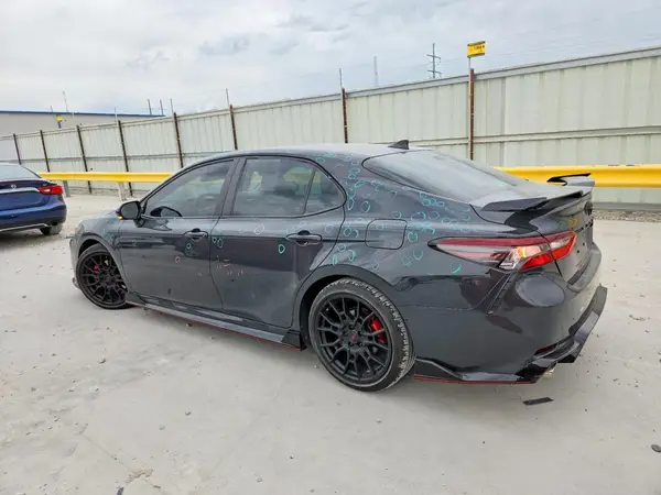 4T1KZ1AKXRU099982 2024 TOYOTA CAMRY - Image 2