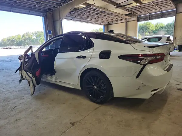 4T1KZ1AKXRU100029 2024 TOYOTA CAMRY - Image 2