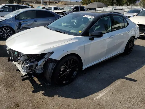 4T1KZ1AKXRU100564 2024 TOYOTA CAMRY - Image 1