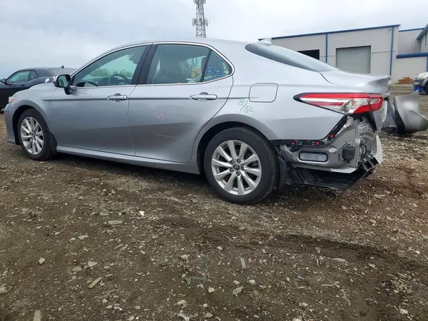4T1L11AK0LU878195 2020 TOYOTA CAMRY - Image 2
