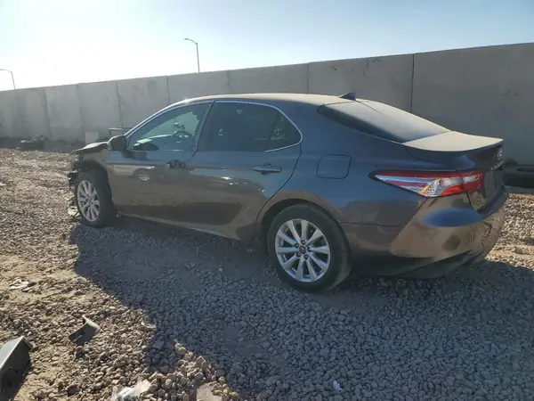 4T1L11AK0LU935821 2020 TOYOTA CAMRY - Image 2