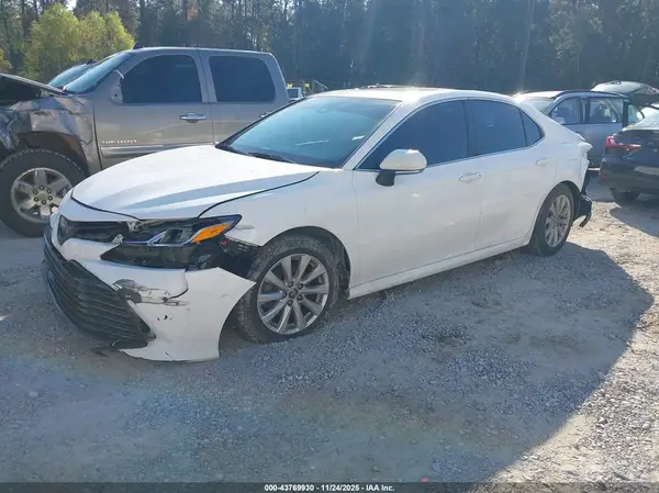 4T1L11AK1LU385934 2020 TOYOTA CAMRY - Image 2