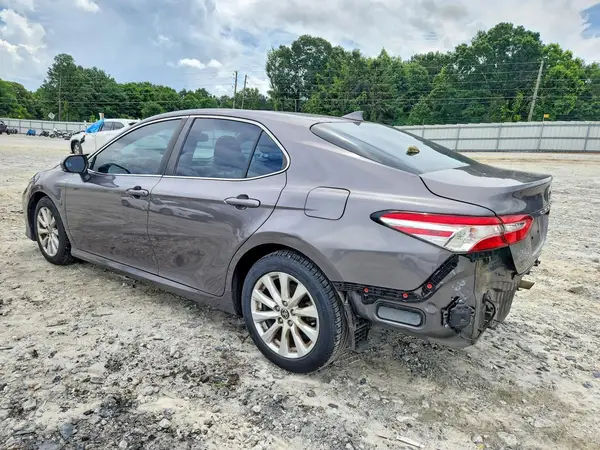 4T1L11AK1LU502184 2020 TOYOTA CAMRY - Image 2
