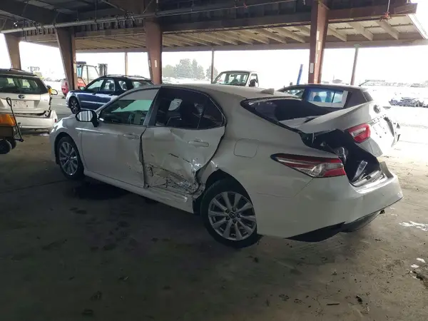 4T1L11AK1LU868081 2020 TOYOTA CAMRY - Image 2