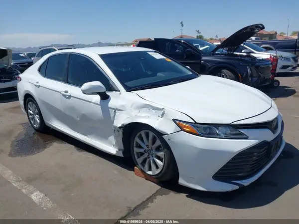 4T1L11AK1LU899766 2020 TOYOTA CAMRY - Image 1