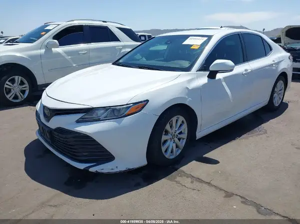 4T1L11AK1LU899766 2020 TOYOTA CAMRY - Image 2