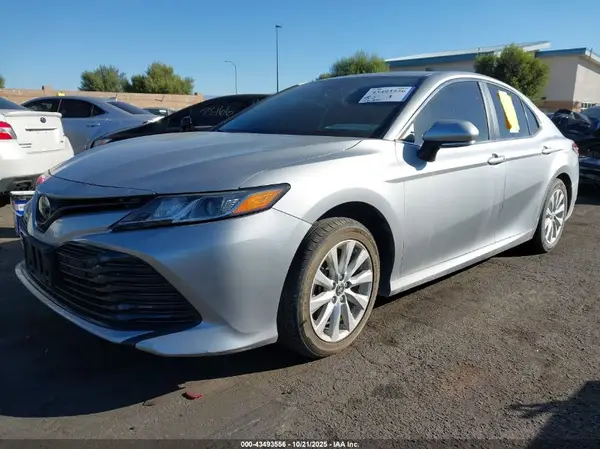 4T1L11AK2LU378149 2020 TOYOTA CAMRY - Image 2