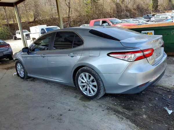 4T1L11AK2LU970991 2020 TOYOTA CAMRY - Image 2