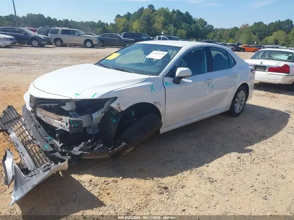 4T1L11AK2LU999293 2020 TOYOTA CAMRY - Image 2