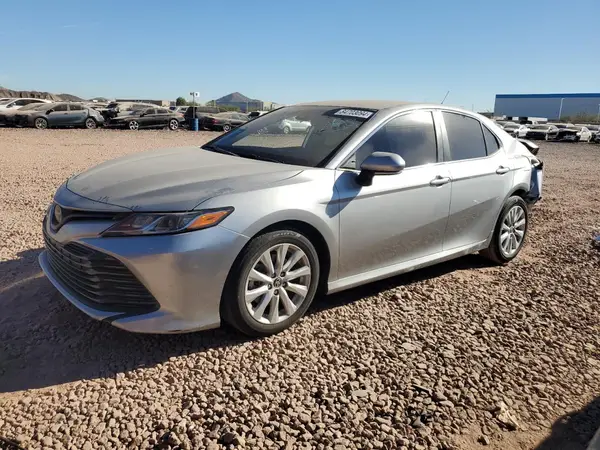 4T1L11AK3LU501263 2020 TOYOTA CAMRY - Image 1