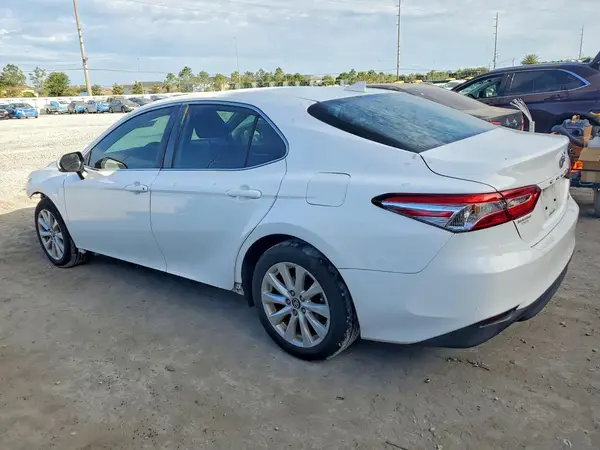 4T1L11AK3LU872861 2020 TOYOTA CAMRY - Image 2