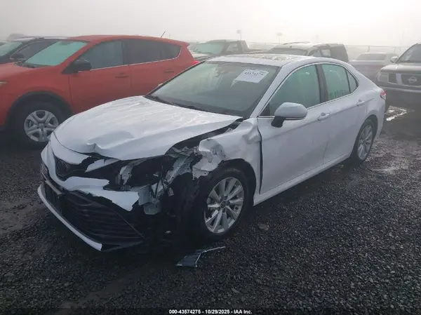 4T1L11AK3LU974208 2020 TOYOTA CAMRY - Image 2