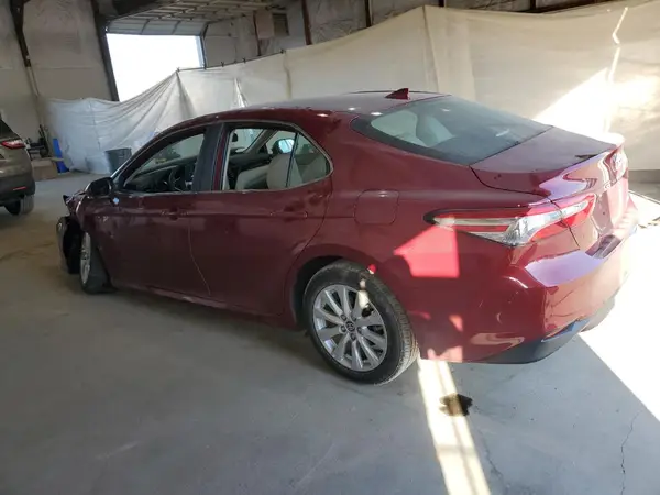 4T1L11AK4LU392702 2020 TOYOTA CAMRY - Image 2