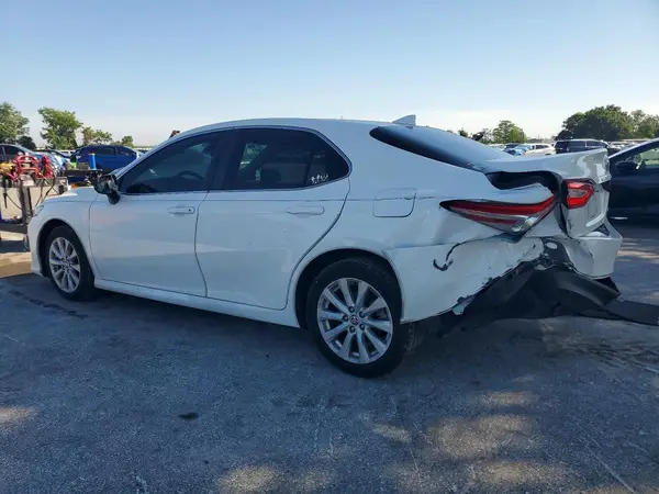 4T1L11AK4LU957935 2020 TOYOTA CAMRY - Image 2