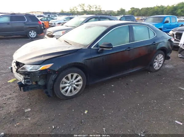 4T1L11AK5LU388268 2020 TOYOTA CAMRY - Image 2