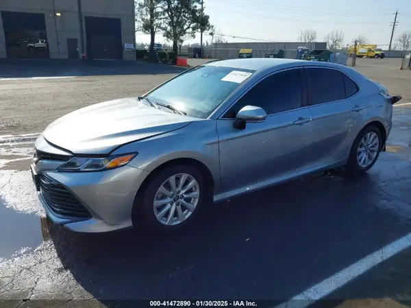 4T1L11AK5LU873140 2020 TOYOTA CAMRY - Image 2