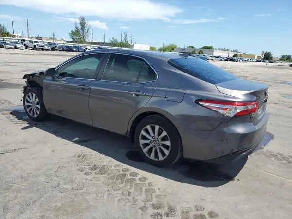 4T1L11AK6LU323140 2020 TOYOTA CAMRY - Image 2