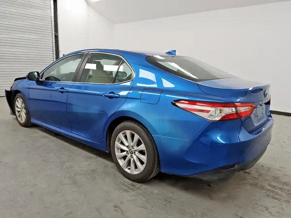 4T1L11AK6LU385427 2020 TOYOTA CAMRY - Image 2