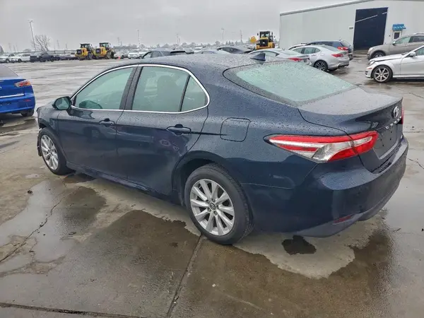 4T1L11AK6LU890481 2020 TOYOTA CAMRY - Image 2