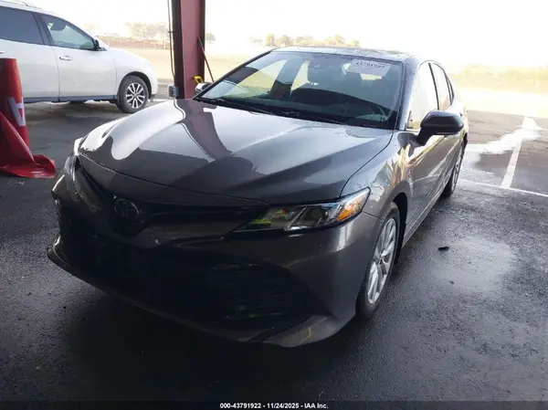 4T1L11AK6LU913919 2020 TOYOTA CAMRY - Image 2