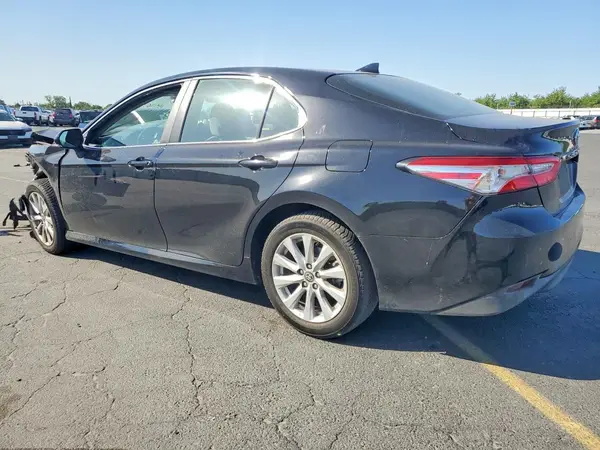 4T1L11AK6LU975370 2020 TOYOTA CAMRY - Image 2