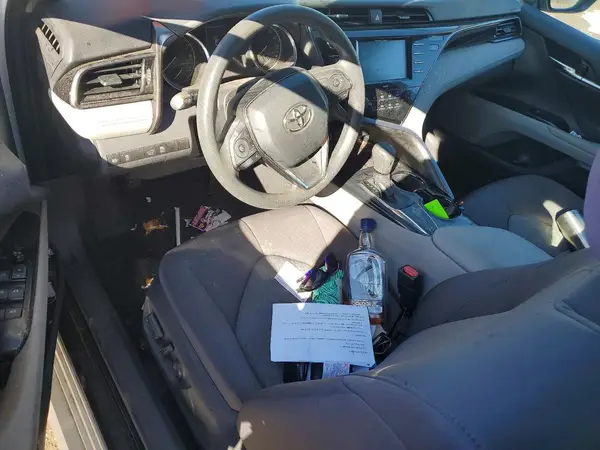 4T1L11AK7LU857618 2020 TOYOTA CAMRY - Image 8