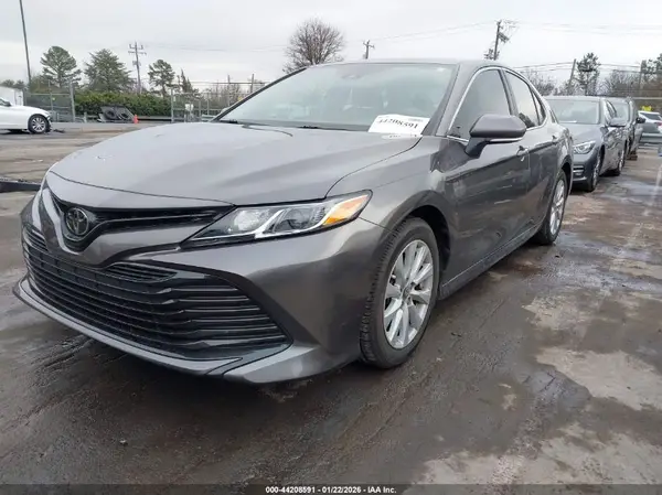 4T1L11AK7LU953684 2020 TOYOTA CAMRY - Image 2