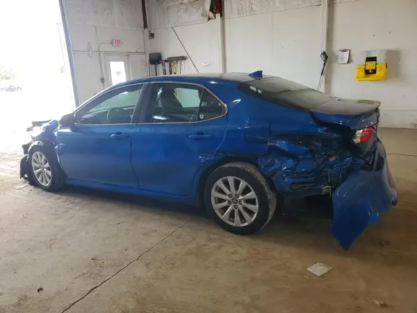 4T1L11AK8LU300829 2020 TOYOTA CAMRY - Image 2