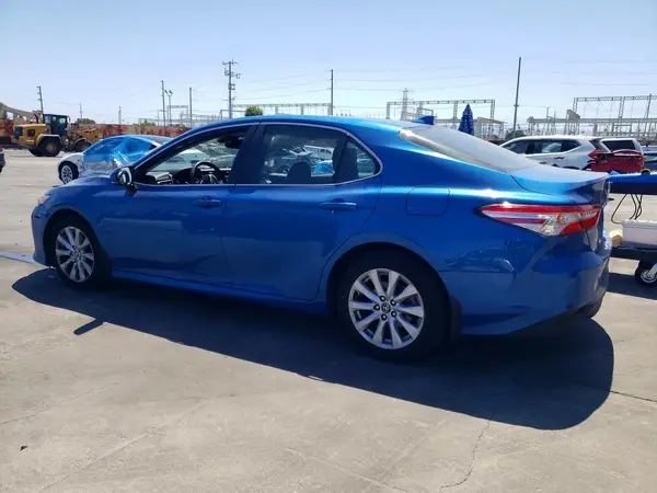 4T1L11AK8LU325021 2020 TOYOTA CAMRY - Image 2
