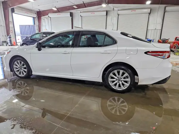 4T1L11AK8LU919172 2020 TOYOTA CAMRY - Image 2