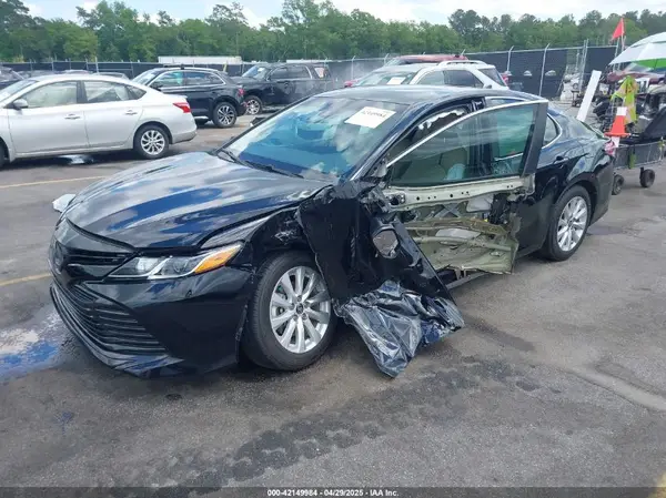 4T1L11AK8LU952382 2020 TOYOTA CAMRY - Image 2