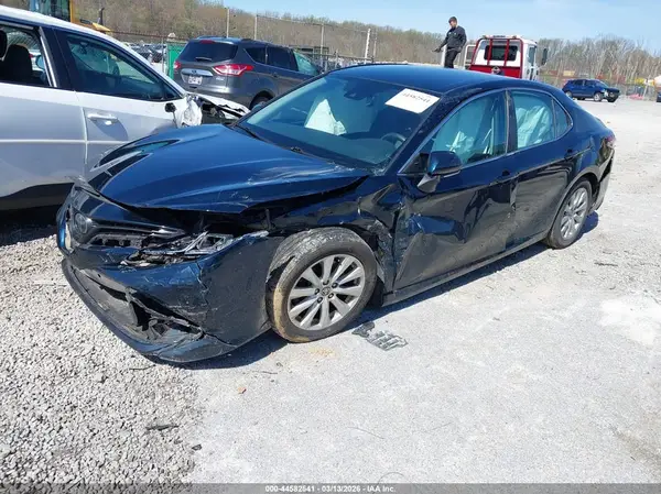 4T1L11AK8LU958747 2020 TOYOTA CAMRY - Image 2
