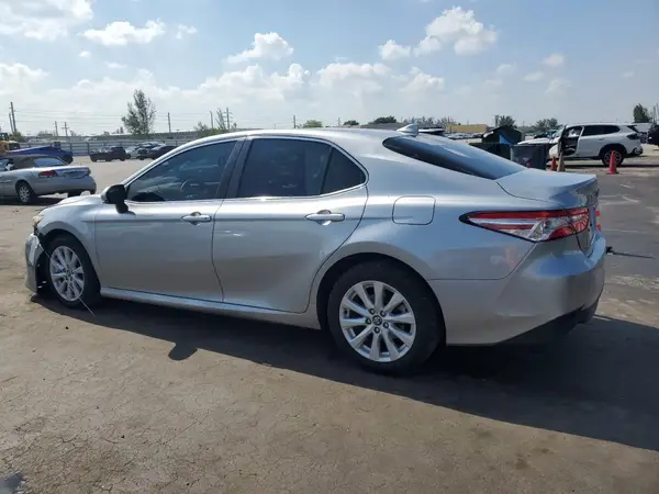 4T1L11AK9LU317459 2020 TOYOTA CAMRY - Image 2