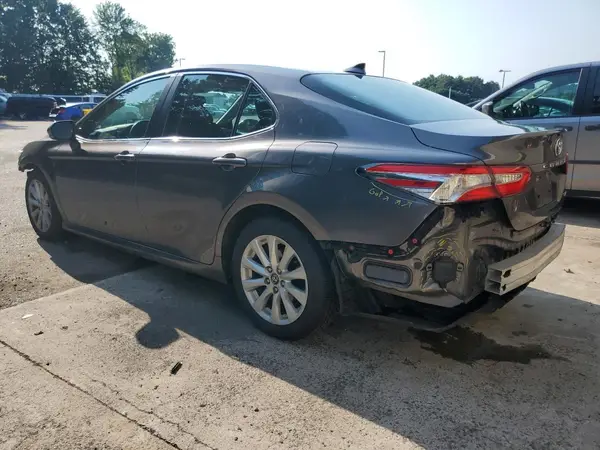 4T1L11AK9LU916135 2020 TOYOTA CAMRY - Image 2