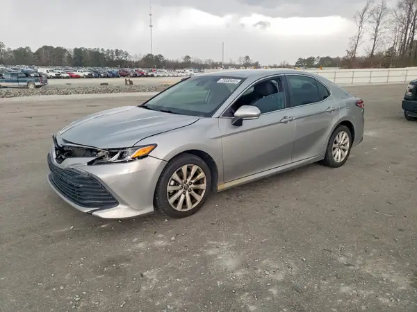 4T1L11AKXLU860156 2020 TOYOTA CAMRY - Image 1