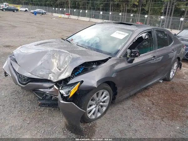 4T1L11AKXLU919223 2020 TOYOTA CAMRY - Image 2