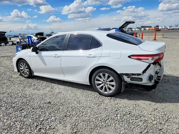 4T1L11BK3LU011792 2020 TOYOTA CAMRY - Image 2
