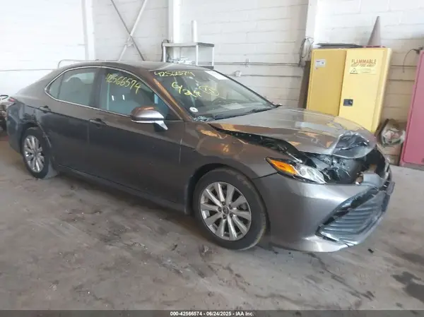 4T1L11BK8LU017877 2020 TOYOTA CAMRY - Image 1