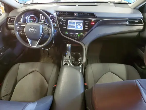 4T1L31AK2LU010743 2020 TOYOTA CAMRY - Image 8