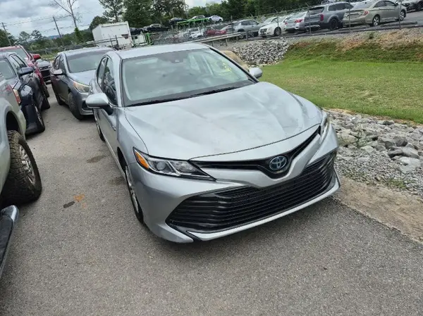 4T1L31AK3LU015949 2020 TOYOTA CAMRY - Image 2