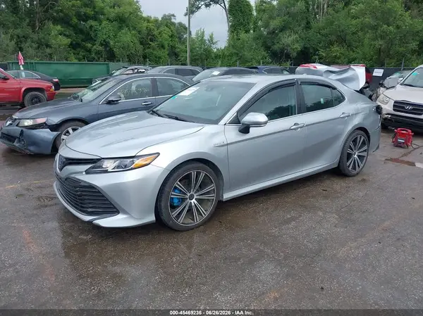 4T1L31AK4LU521709 2020 TOYOTA CAMRY - Image 2