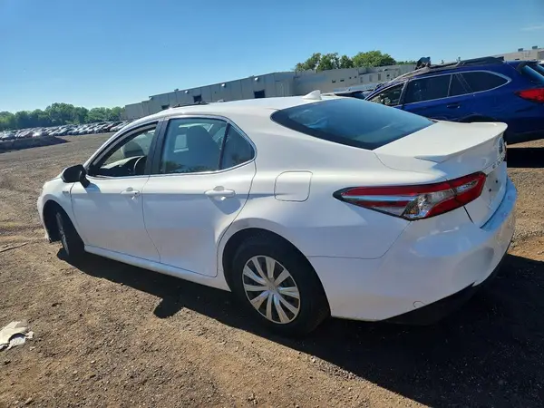 4T1L31AK6LU523686 2020 TOYOTA CAMRY - Image 2