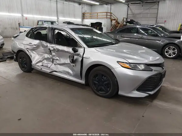 4T1L31AK8LU524581 2020 TOYOTA CAMRY - Image 1