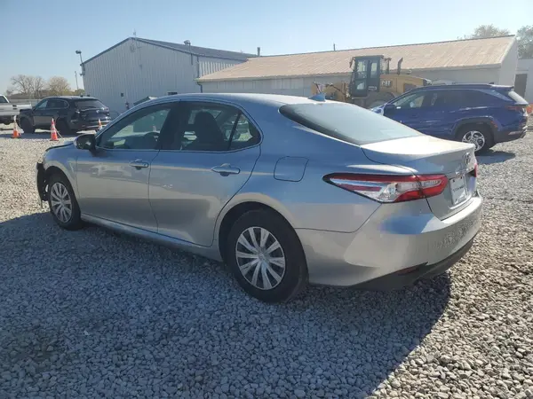 4T1L31AK9LU010755 2020 TOYOTA CAMRY - Image 2
