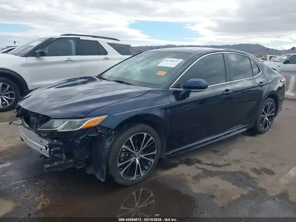 4T1M11AK0LU325051 2020 TOYOTA CAMRY - Image 2